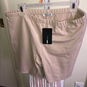 Fashion Nova biker shorts